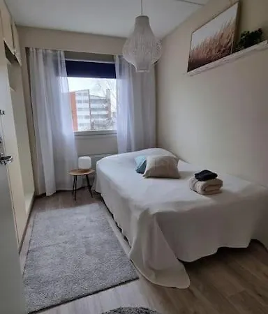 Viihtyisae Saunallinen Kolmio Keskustan Laeheisyydessae *