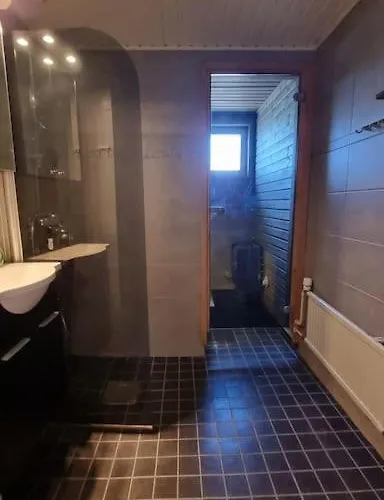Apartment Viihtyisae Saunallinen Kolmio Keskustan Laeheisyydessae